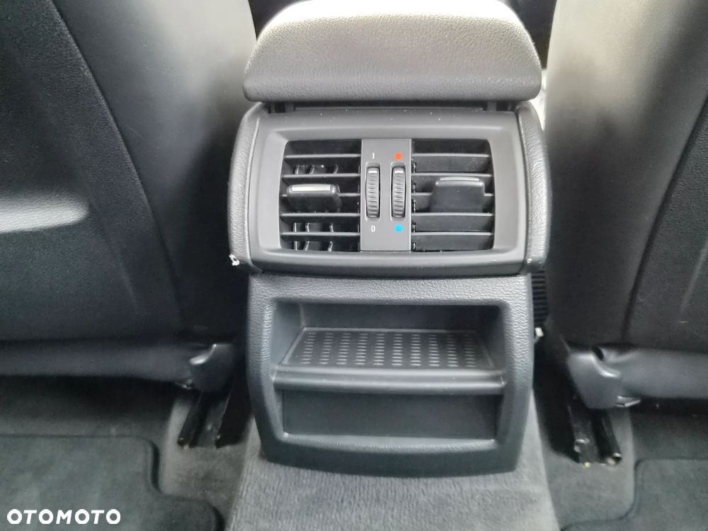 BMW X3 xDrive20i - 19