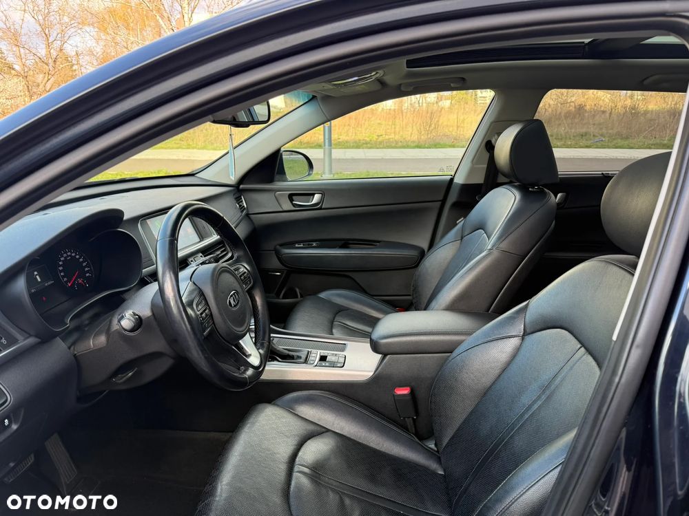 Kia Optima Plug-in Hybrid - 15