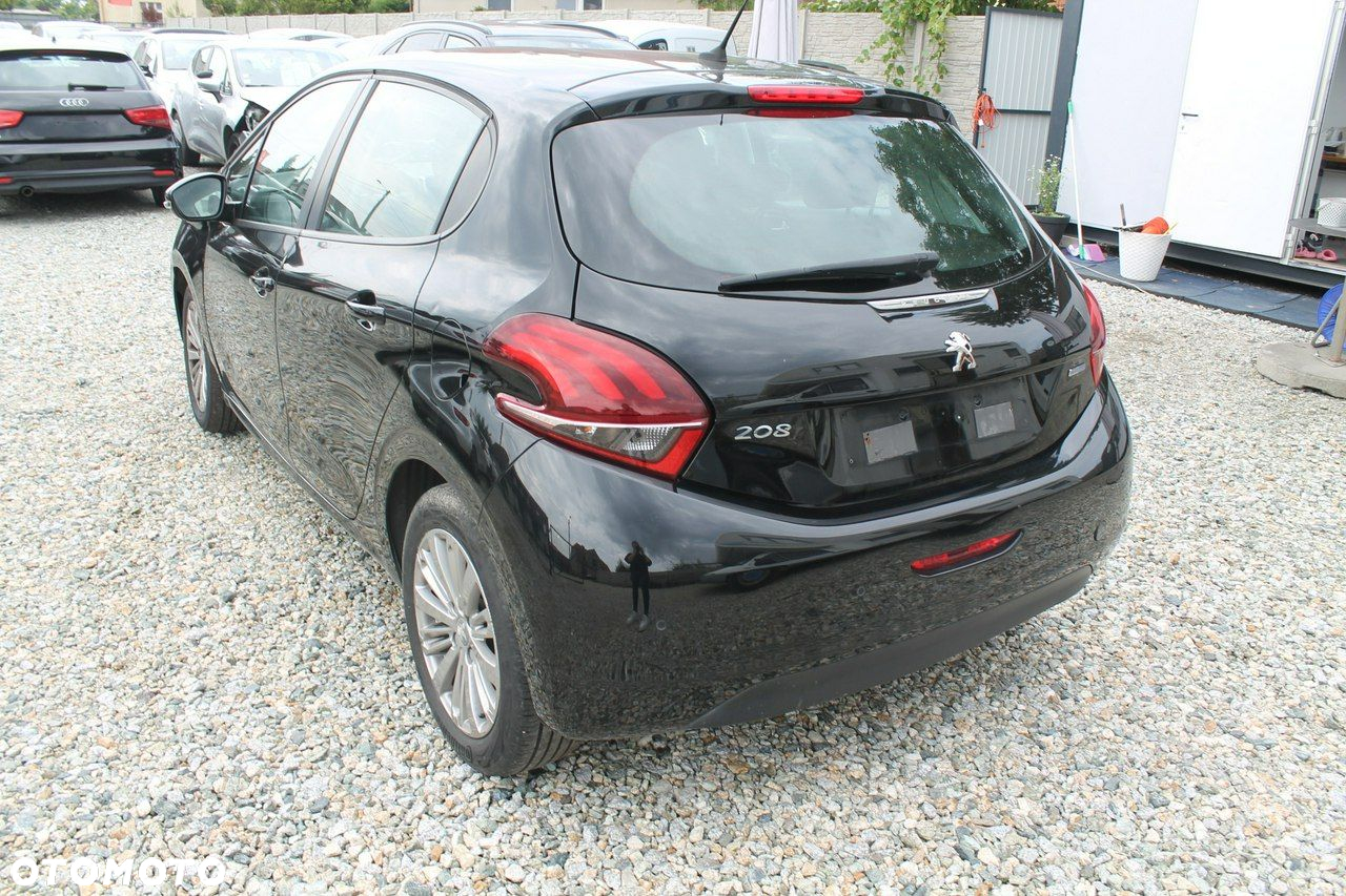 Peugeot 208 - 7
