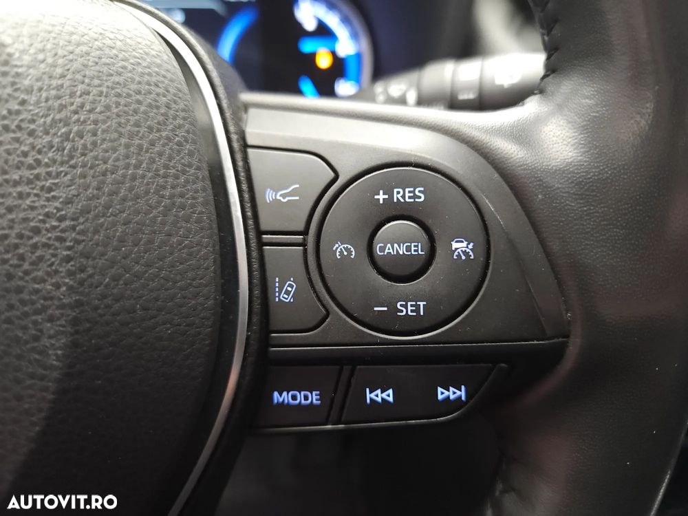 Toyota RAV4 2.5 VVT-iE 4x4 Luxury - 23