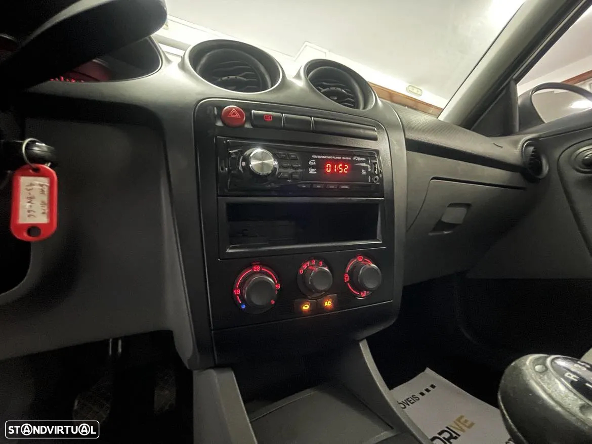SEAT Ibiza 1.2 12V Reference - 16