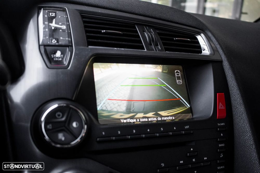 Citroën DS5 2.0 HDi Hy4 So Chic CMP6 102g - 35