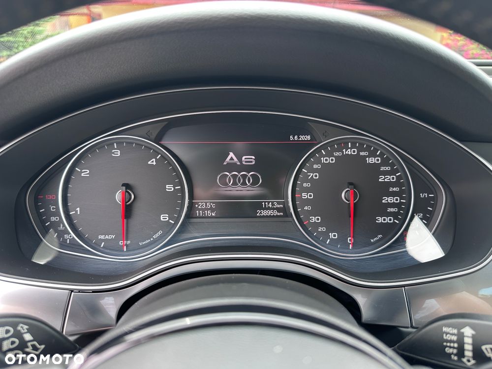 Audi A6 Avant 2.0 TDI quattro S tronic - 16