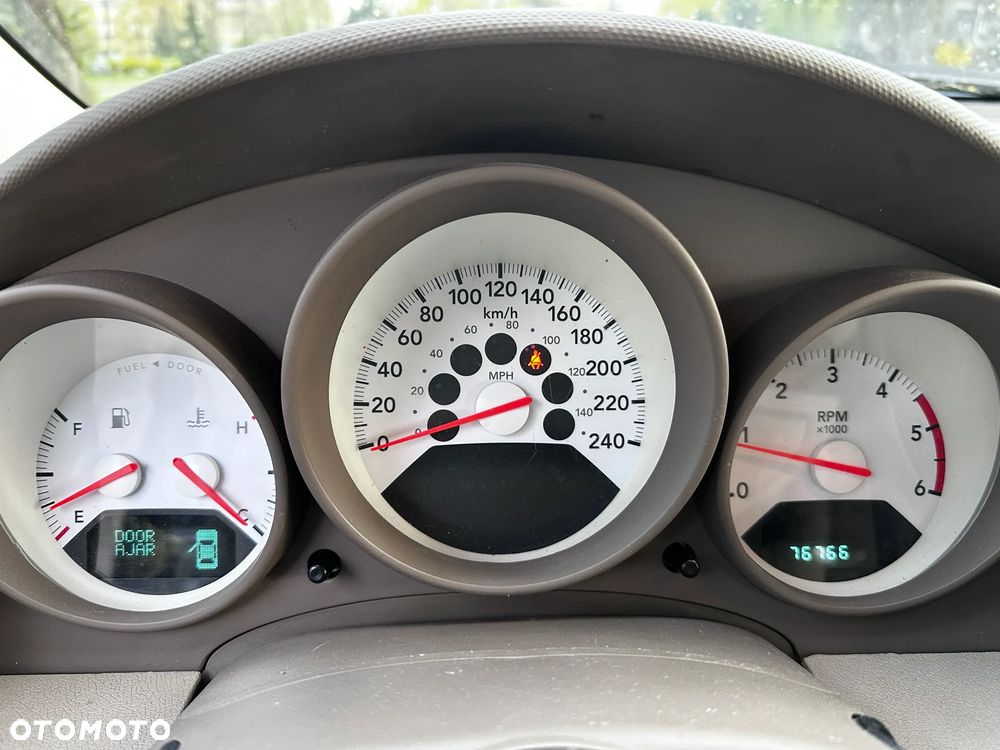 Dodge Caliber 2.0 CRD SXT - 13