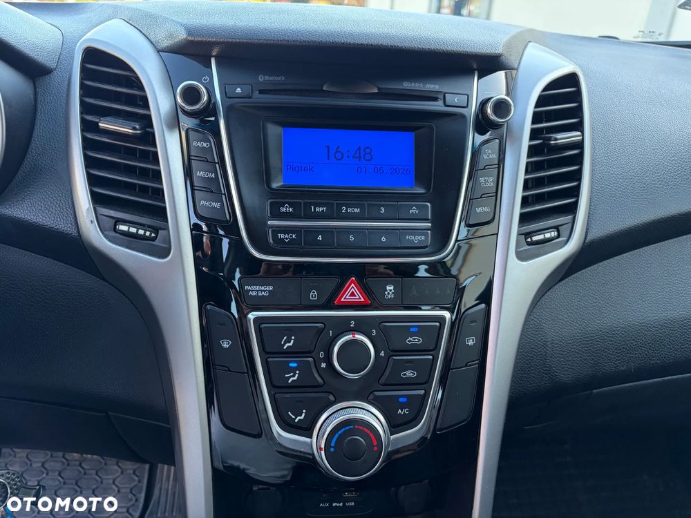 Hyundai i30 1.4 CRDi Classic + - 9