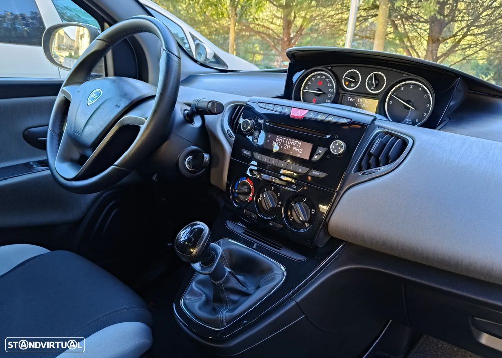 Lancia Ypsilon 1.2 S&S Platinum - 14