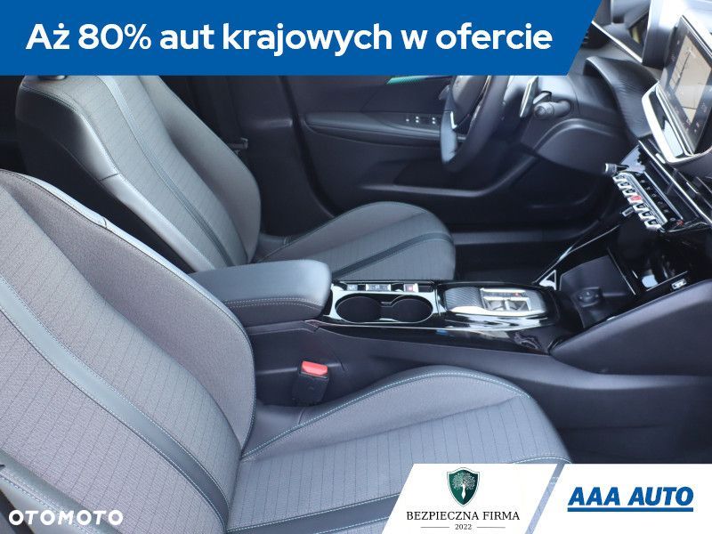 Peugeot 2008 - 11