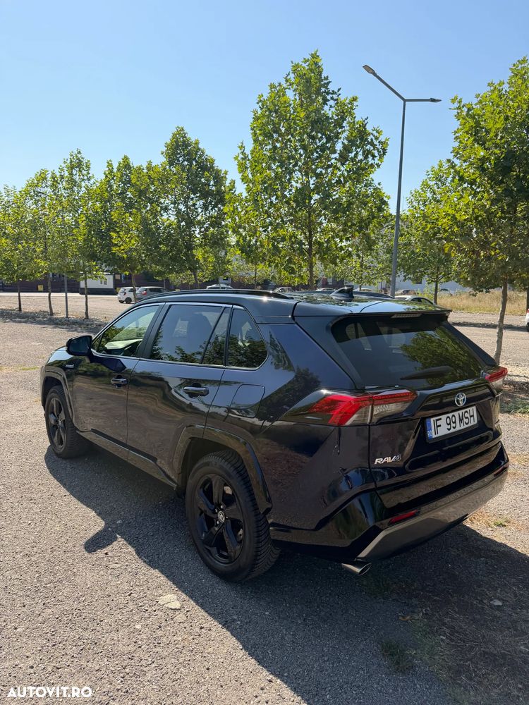 Toyota RAV4 - 4