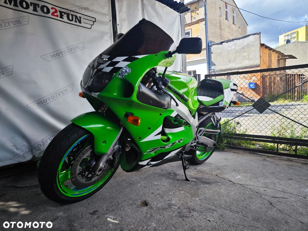 Kawasaki Ninja - 4