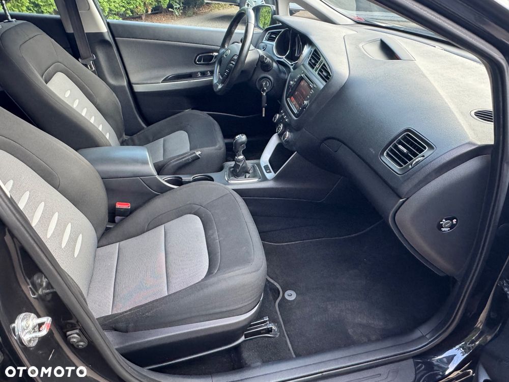 Kia Ceed 1.4 CRDi 90 ISG Spirit - 10