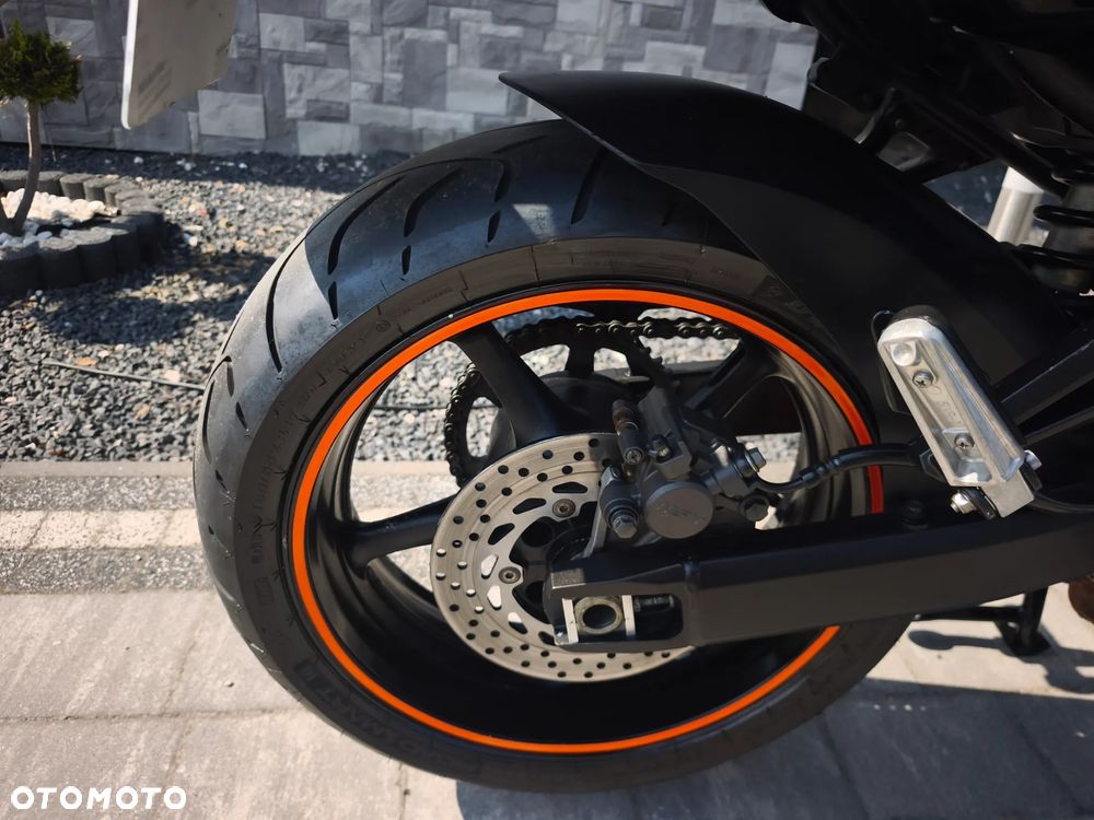 Yamaha FZ6 - 15