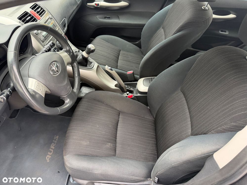 Toyota Auris 1.6 VVT-i Luna - 8