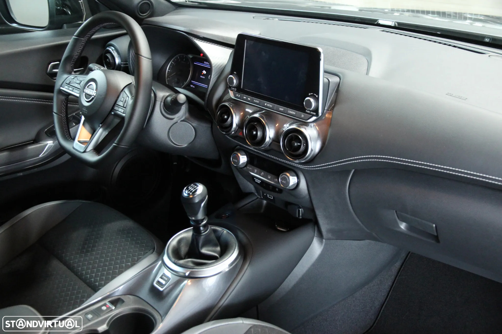 Nissan Juke 1.0 DIG-T N-Connecta NAV. - 7