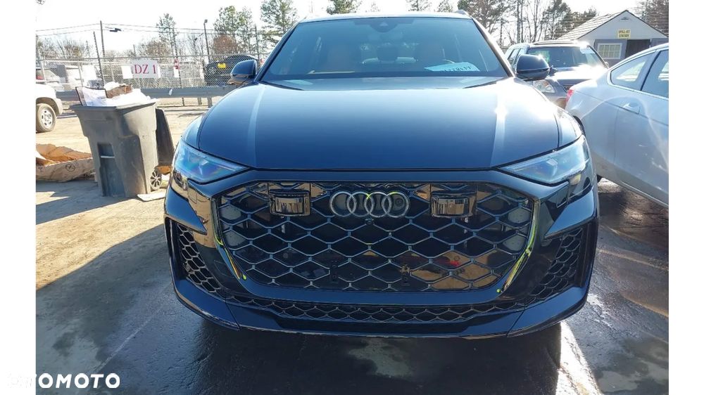 Audi RS Q8 - 3