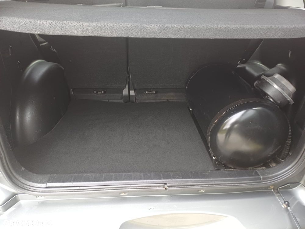 Suzuki Grand Vitara - 18