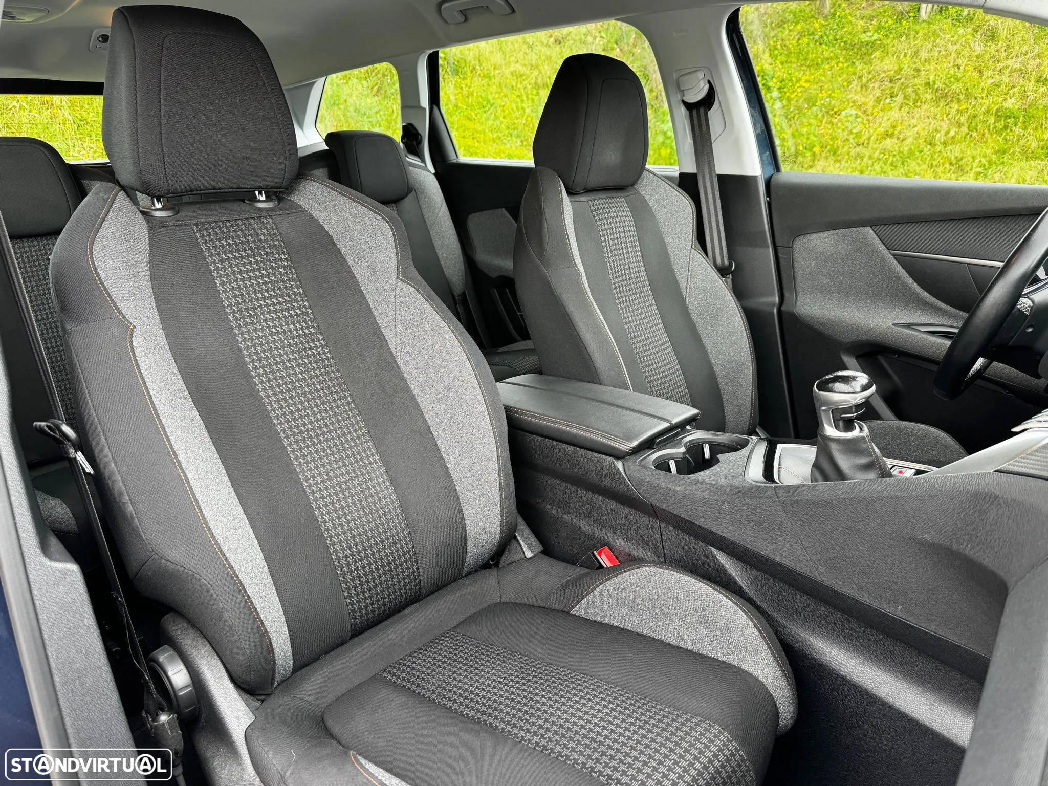 Peugeot 5008 1.5 BlueHDi Active - 32