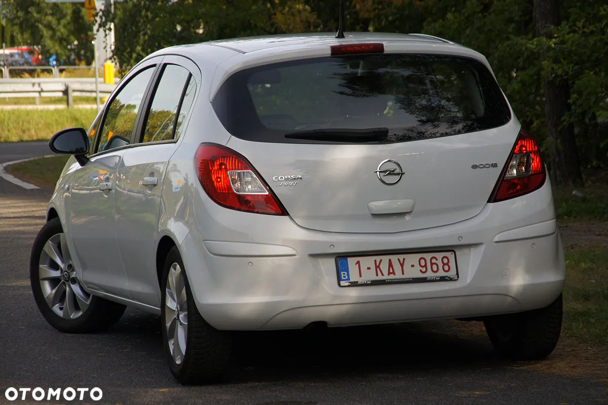 Opel Corsa 1.3 CDTI Cosmo - 2