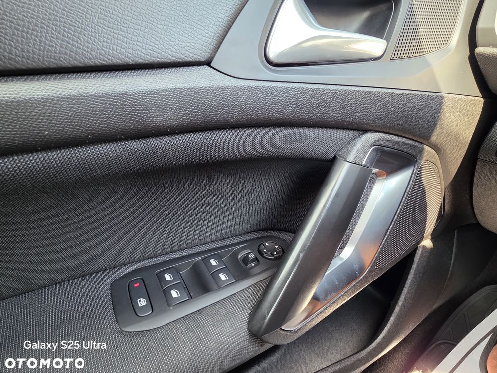 Peugeot 308 BlueHDi 130 Stop & Start Allure Pack - 22