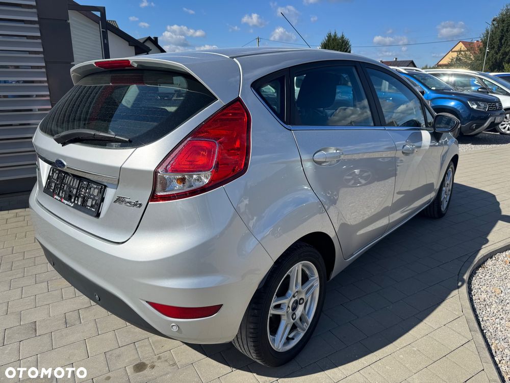 Ford Fiesta 1.0 EcoBoost S&S TITANIUM - 5