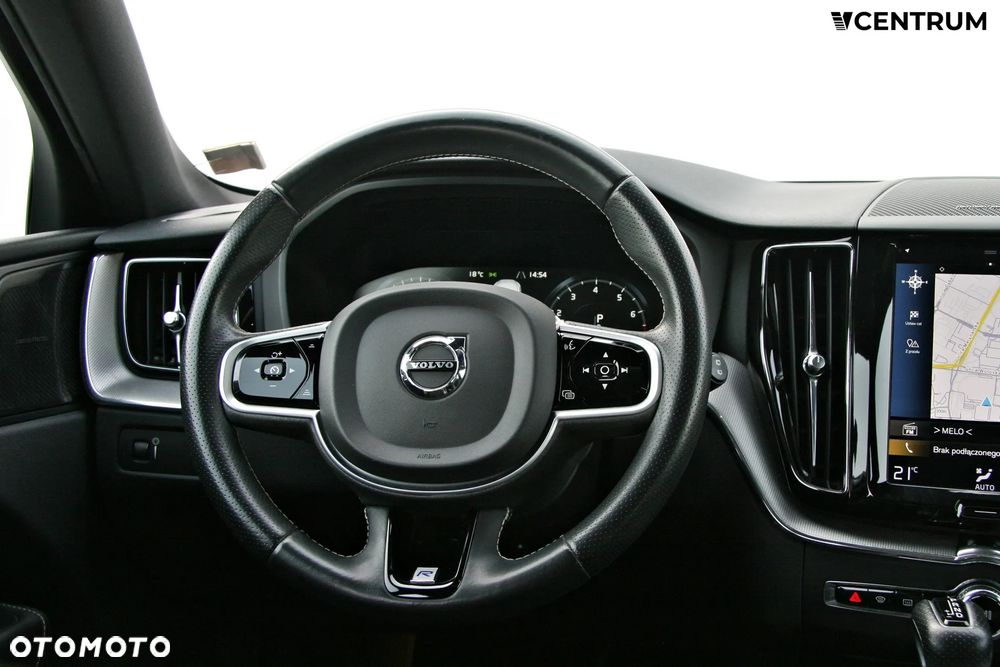 Volvo XC 60 T5 AWD R-Design - 15