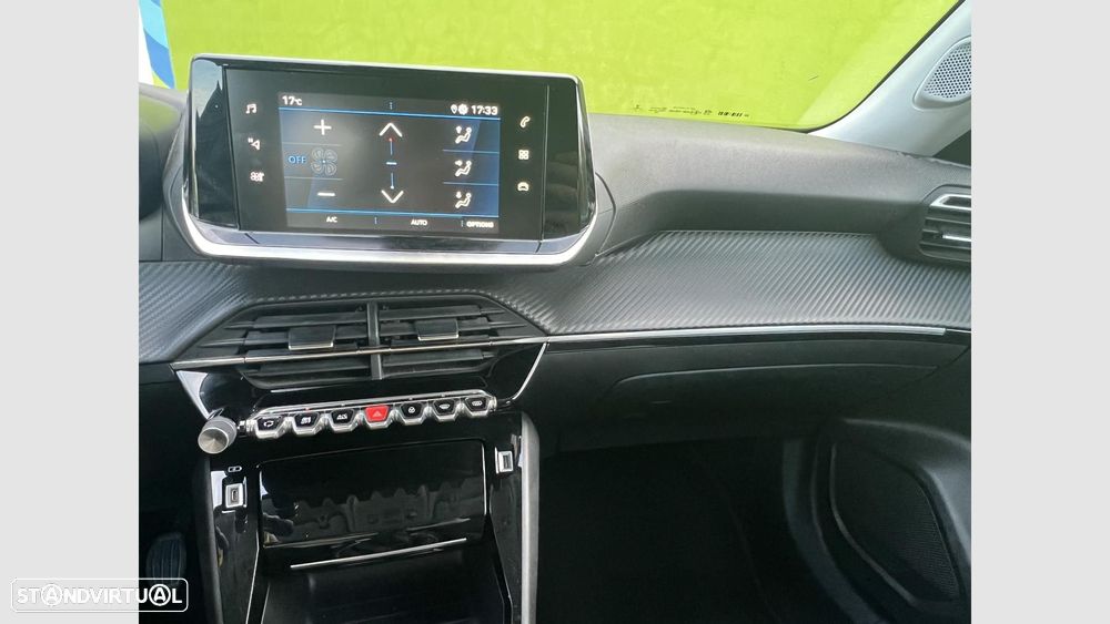 Peugeot 2008 1.2 PureTech Allure - 10