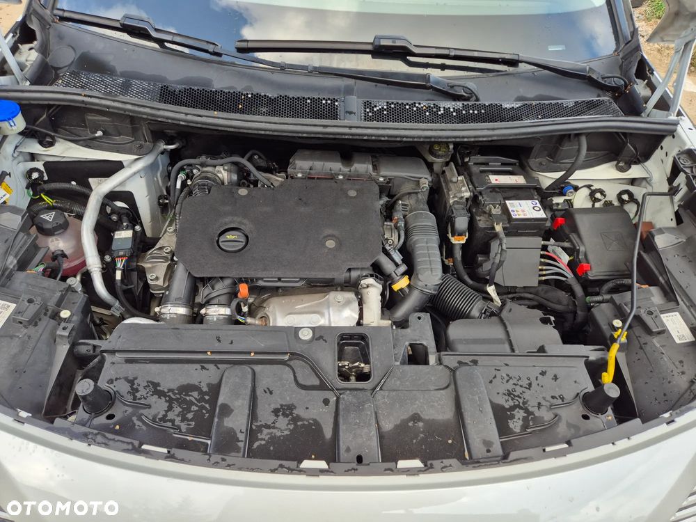 Peugeot 3008 BlueHDi 130 Stop & Start EAT8 Allure Pack - 6