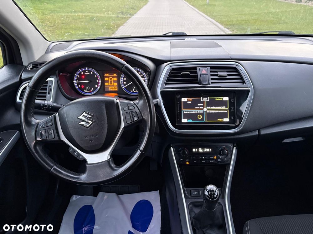 Suzuki S-Cross 2018 photo 3