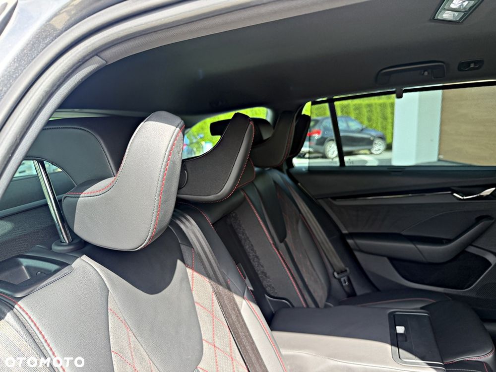 Skoda Octavia 2.0 TDI RS DSG - 26