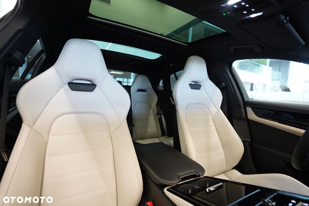 Porsche Panamera - 14