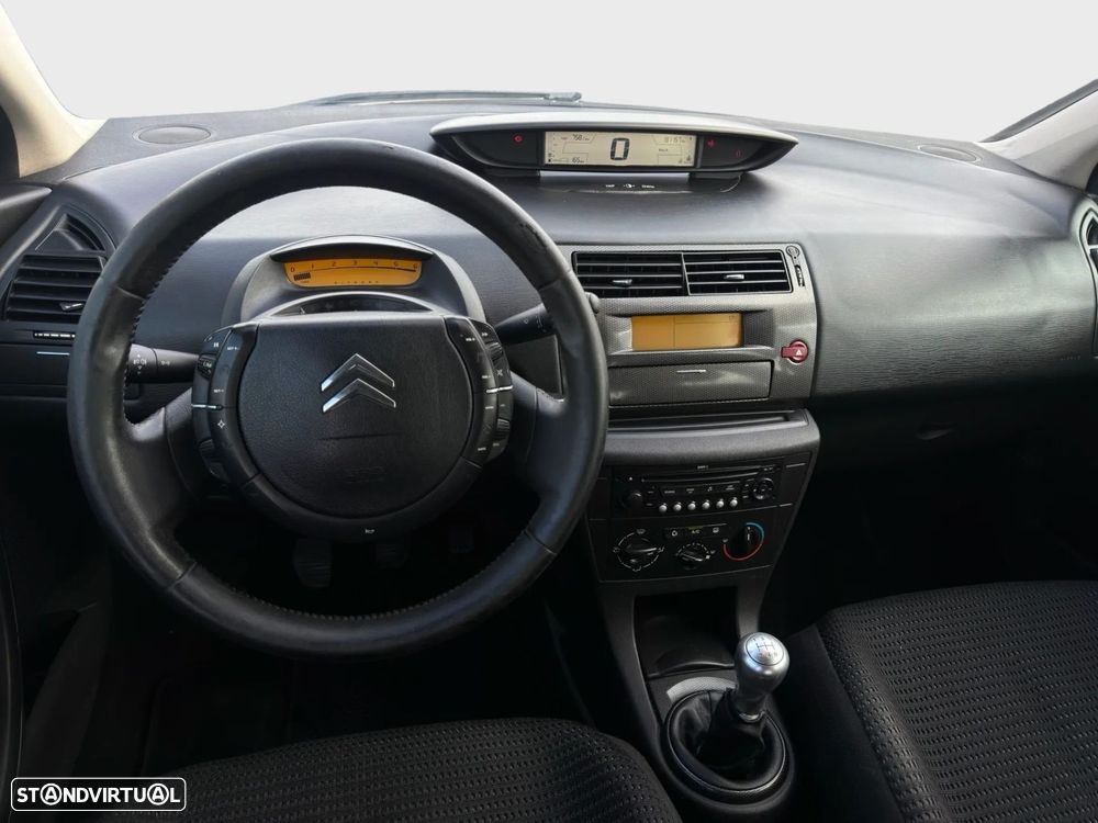 Citroën C4 1.6 HDi Attraction - 11