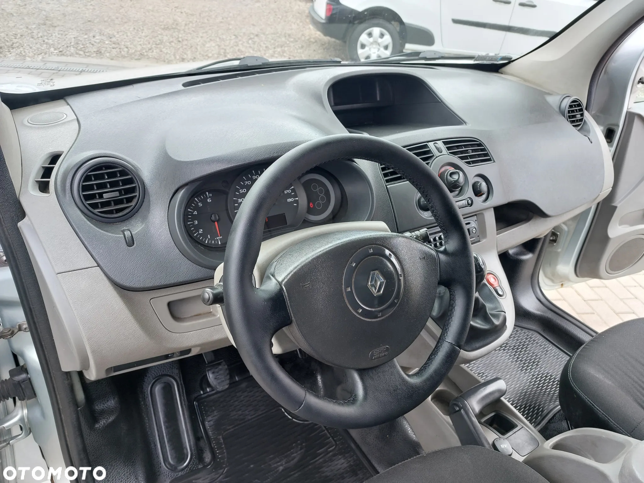 Renault Kangoo - 12