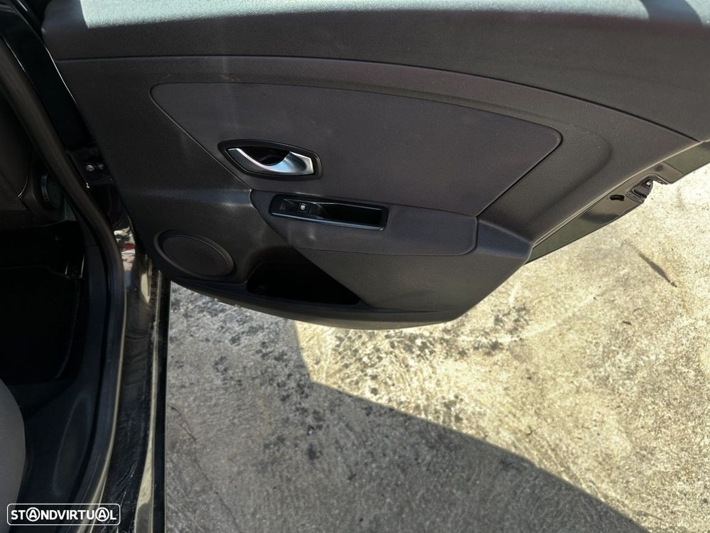 Renault Mégane Break 1.5 dCi Dynamique - 20