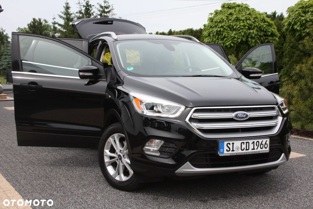 Ford Kuga 1.5 EcoBoost 2x4 Titanium - 26