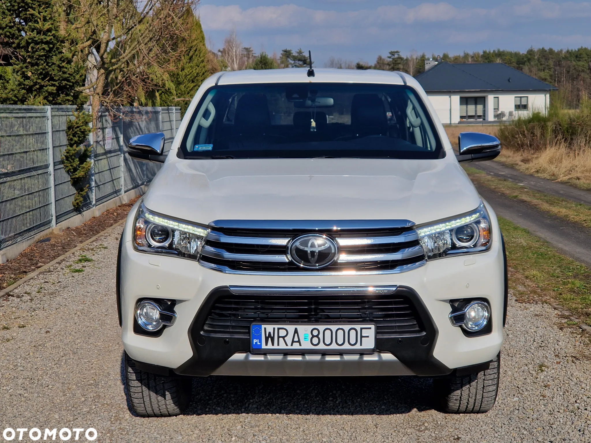Toyota Hilux 2.4 D-4D Double Cab SR5 4x4