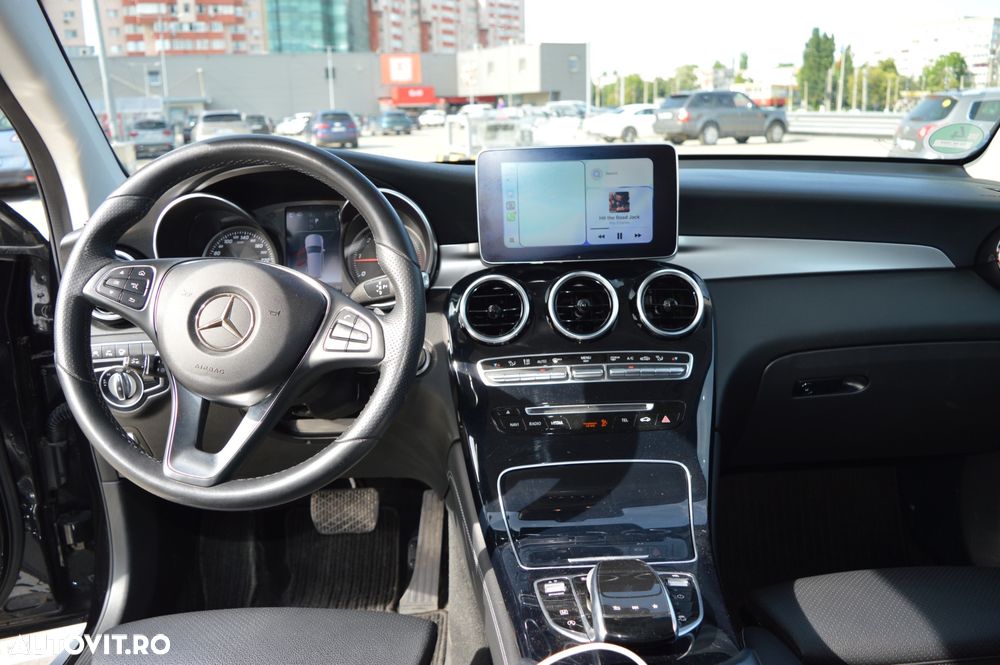 Mercedes-Benz GLC - 14