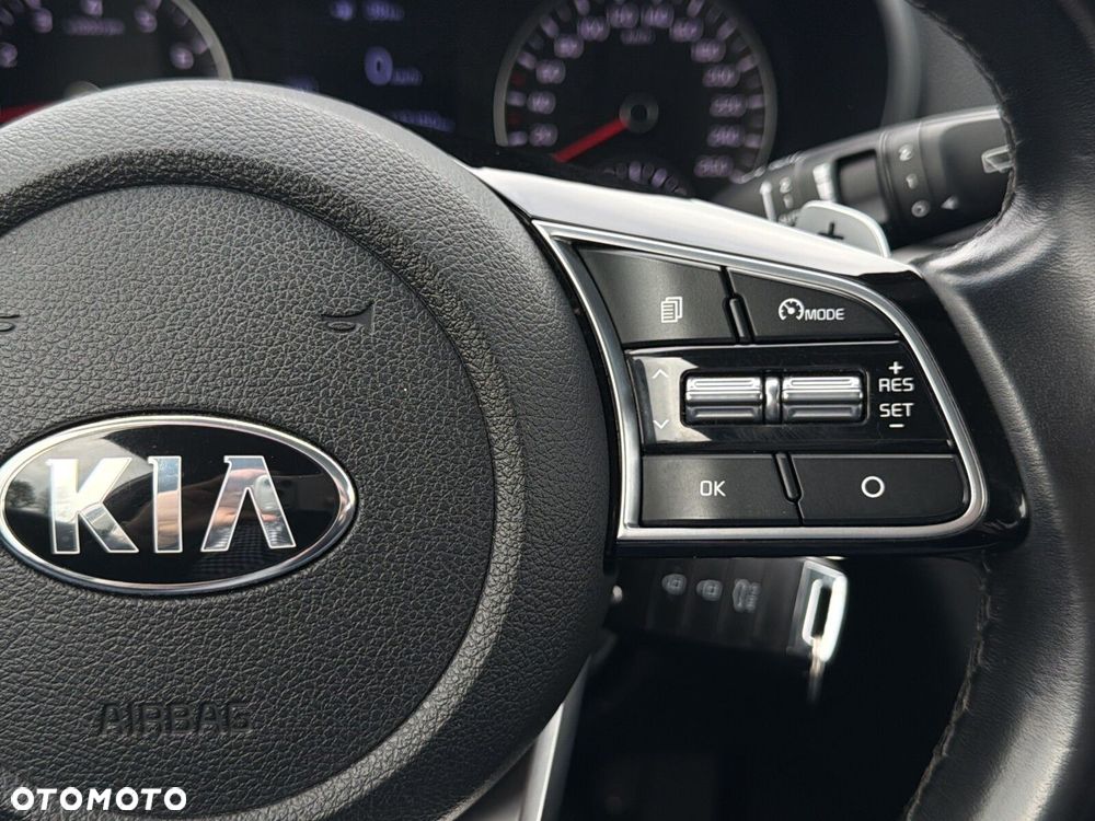 Kia Optima - 18