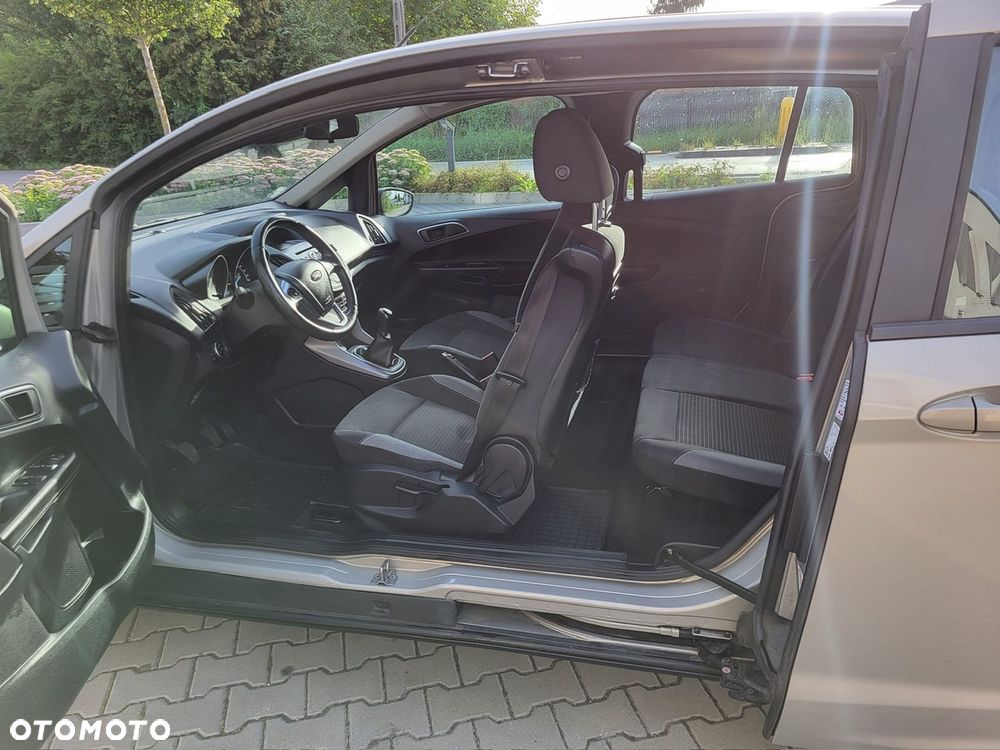Ford B-MAX - 14