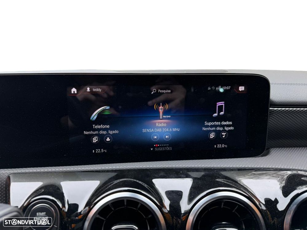 Mercedes-Benz CLA 250 - 44