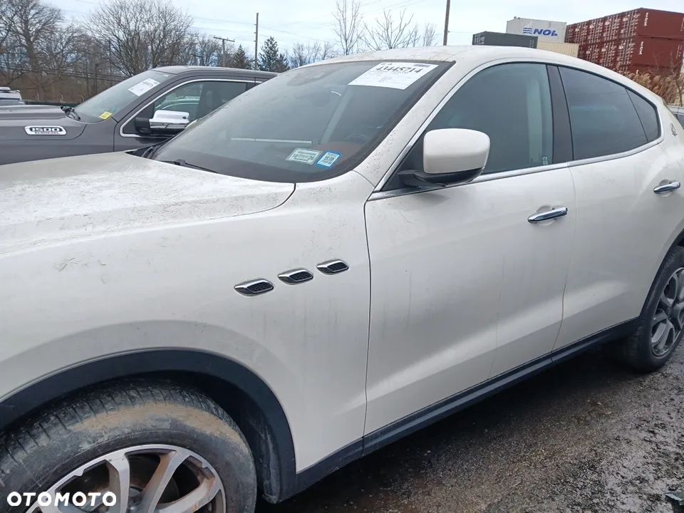 Maserati Levante Q4 - 11