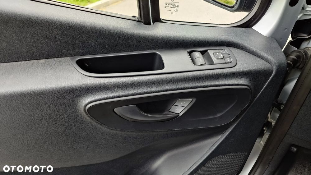 Mercedes-Benz Sprinter - 7