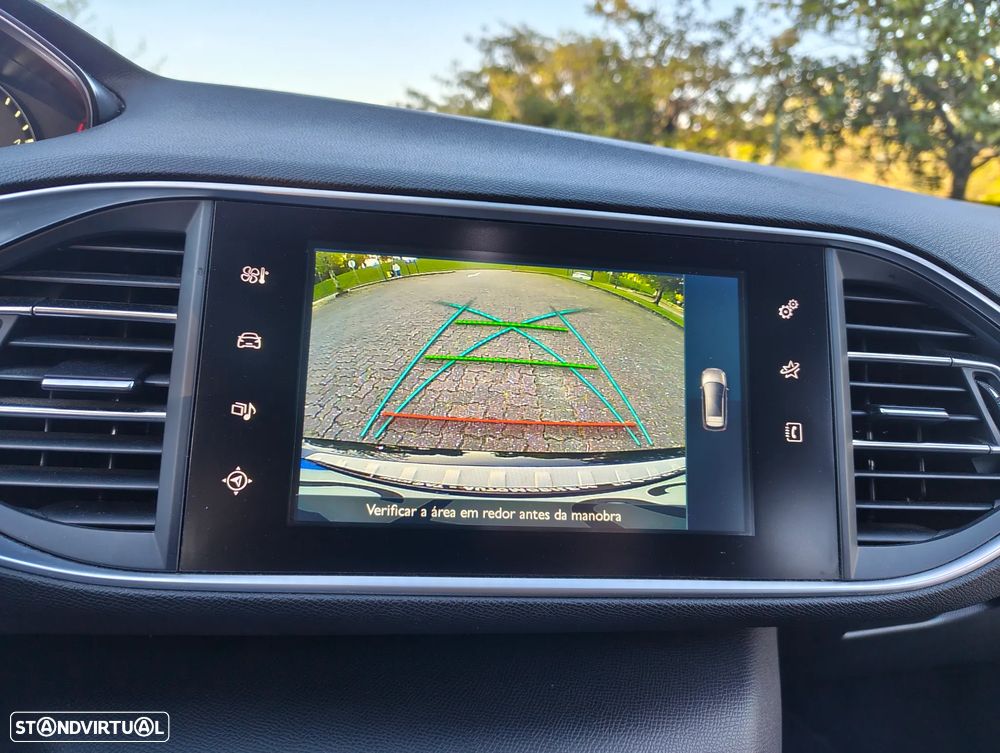 Peugeot 308 SW BlueHDi 120 Stop & Start Style - 21