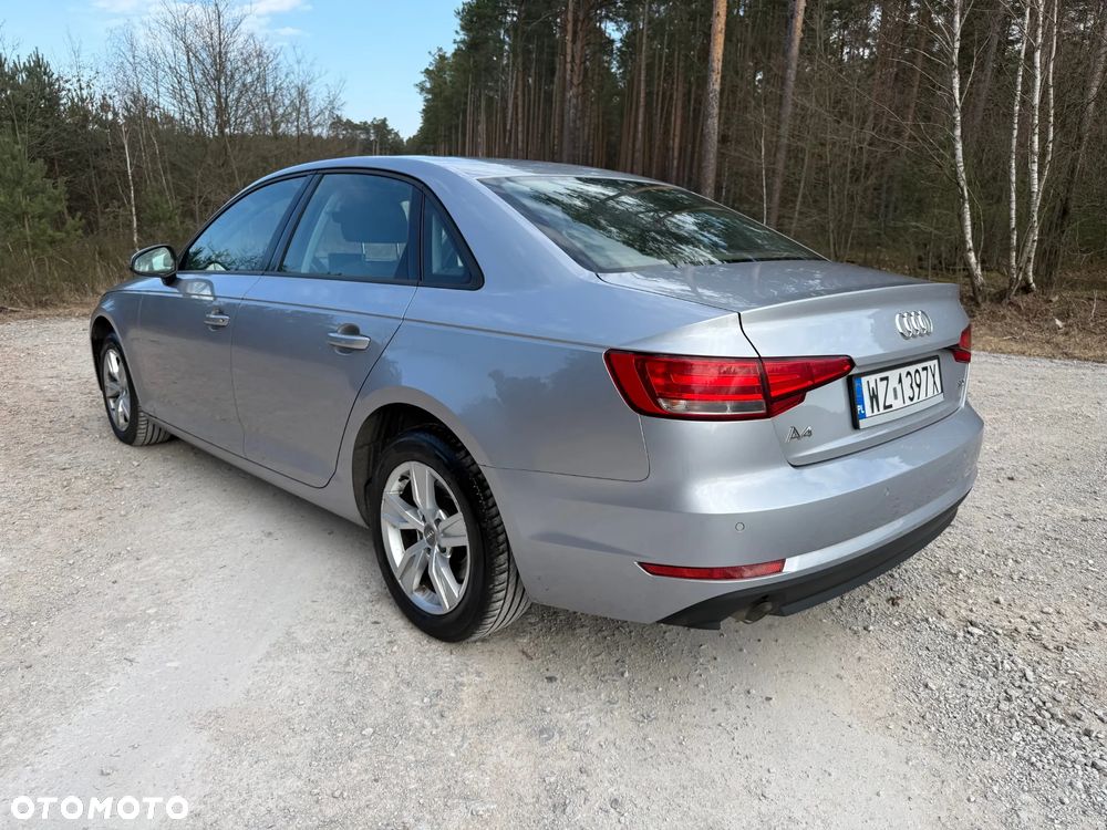 Audi A4 Limousine 2.0 TDI - 5