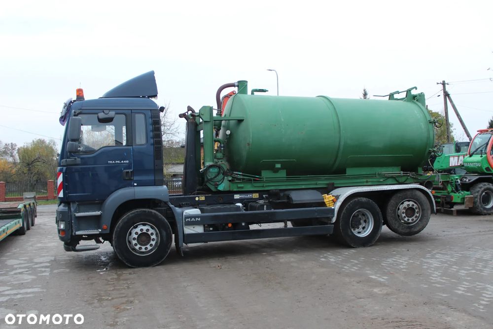 MAN TGA 26.440 z Niemiec Hakowiec 6x2 - 3