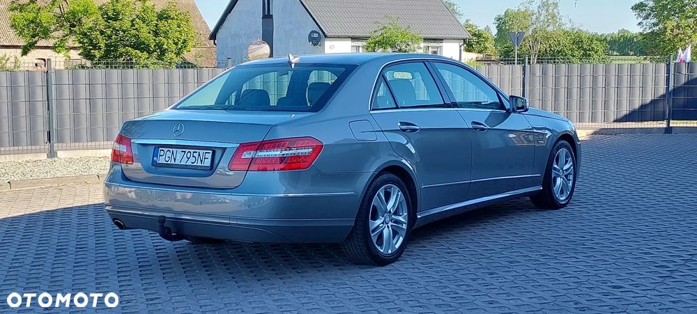 Mercedes-Benz Klasa E - 6