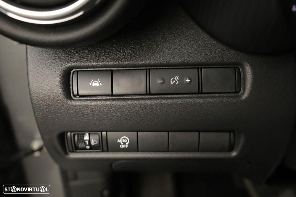 Nissan Juke 1.0 DIG-T N-Connecta DCT - 19