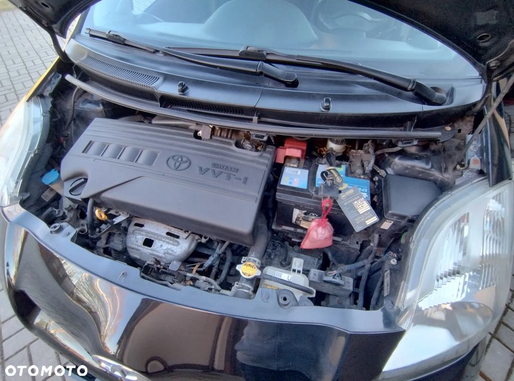 Toyota Yaris 1.33 Active - 40