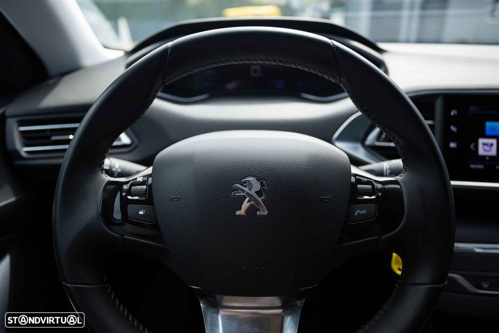 Peugeot 308 SW 1.5 BlueHDi Style - 43