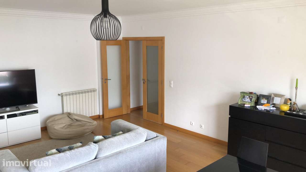 Apartamento T3 em Oeiras - Grande imagem: 2/14
