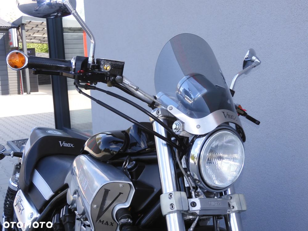 Yamaha V-MAX - 19
