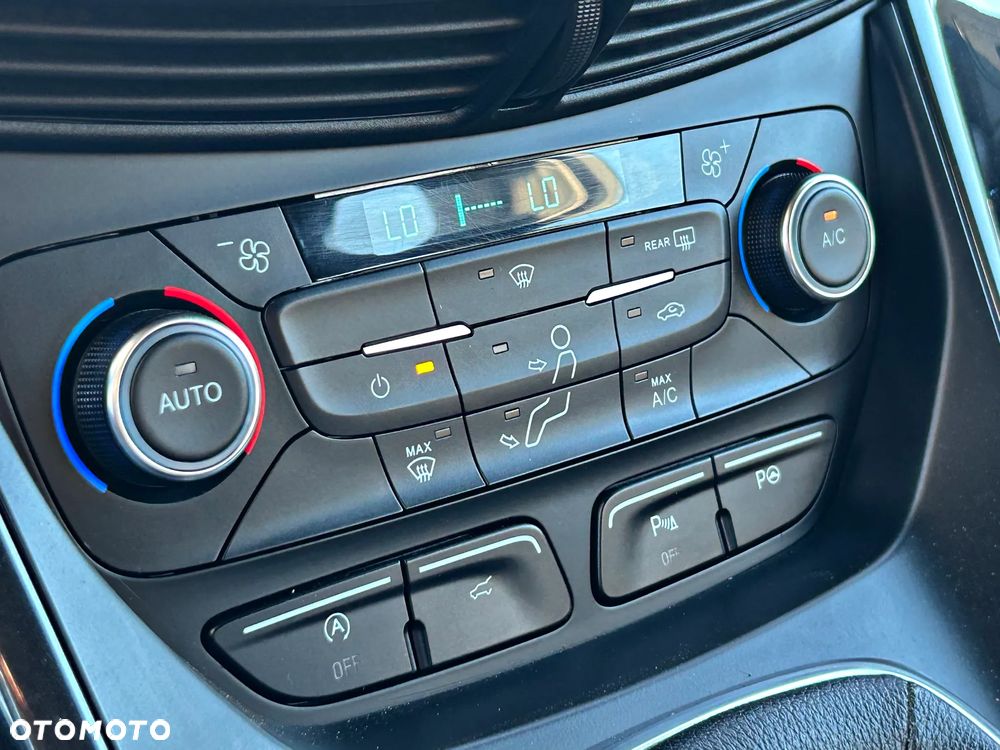 Ford Kuga 2.0 TDCi 4x4 ST-Line - 13